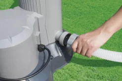 Bestway Solar Mat - Tot 8m3 -Zwembad Wereld 1267 1900 solar mat aan adapter