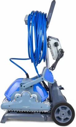 Dolphin Supreme M400 Pro Zwembadrobot 19 Dolphin Supreme M400 Pro Zwembadrobot -Zwembad Wereld img 9289 edit